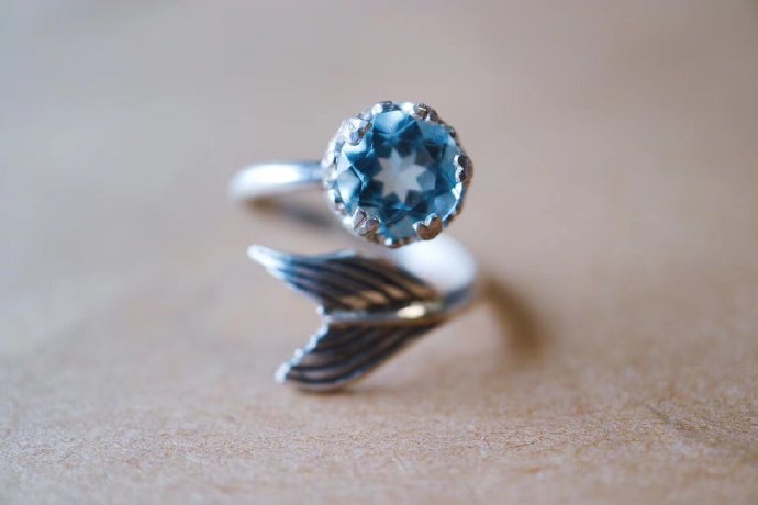 海蓝宝属水的佩戴好吗,海蓝宝的五行属性是什么呢