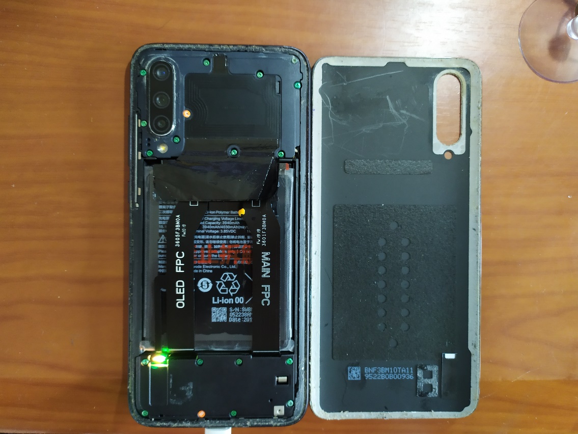 手机进水导致开机键失效怎么办,手机进水无法开机数据恢复