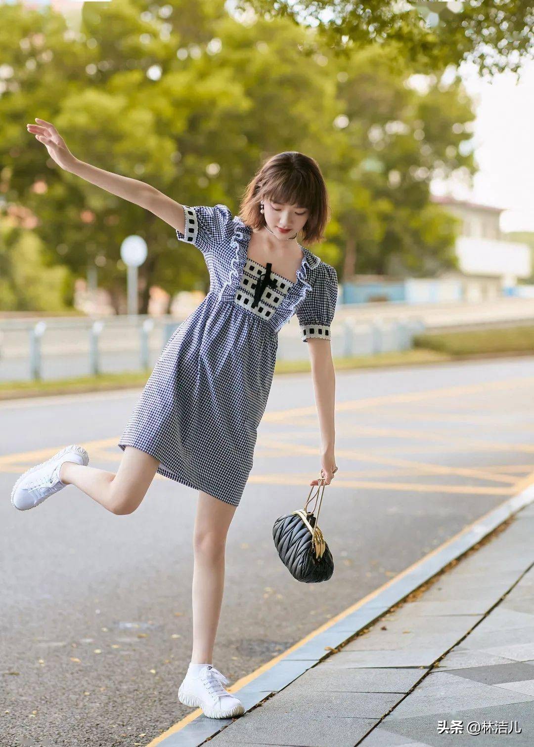 欧阳娜娜倪妮lisa,谁不喜欢香奈儿包包