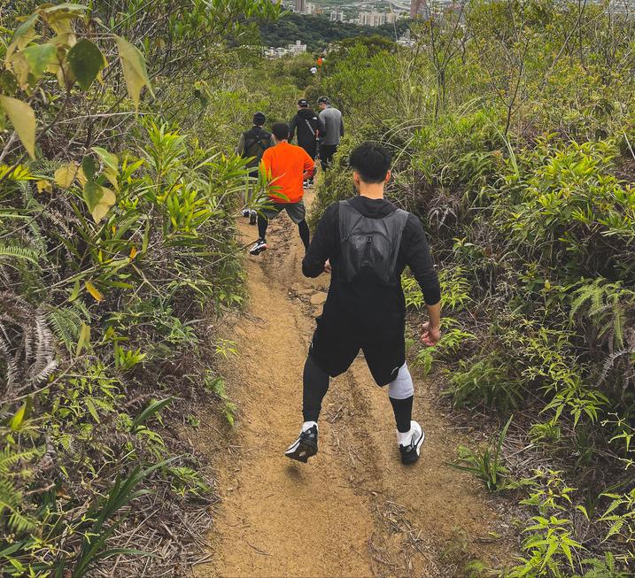 北面与萨洛蒙越野跑鞋有什么区别,北面越野跑鞋500测评