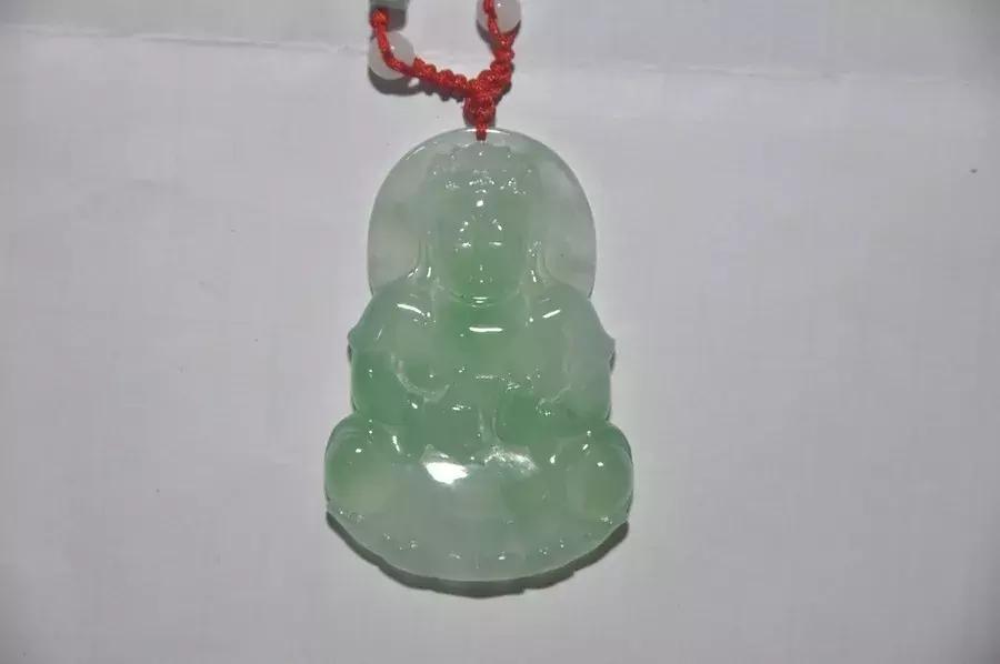 副厅长的表：原价1030万、估价800万、起拍720万