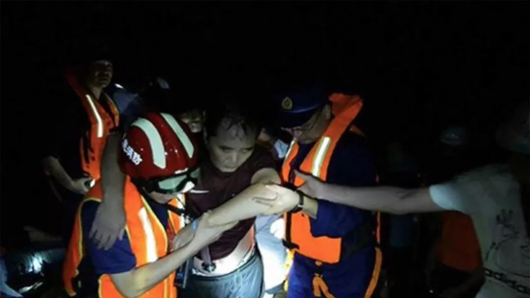 荒岛求生的真实玩法,荒岛求生全部攻略