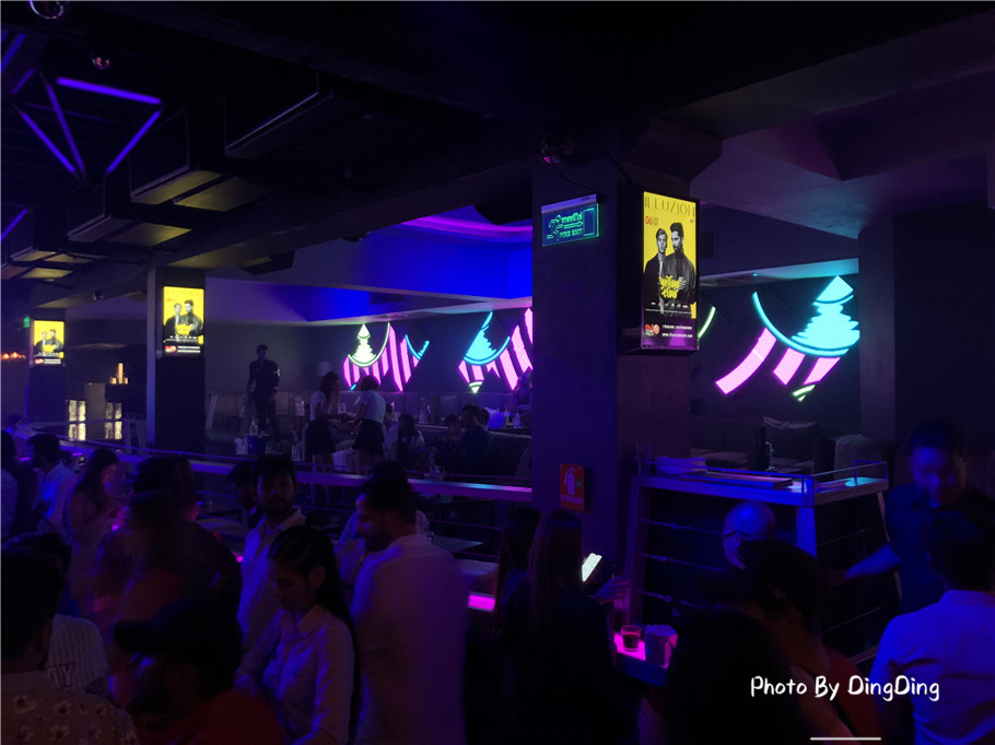 泰国noxy酒吧,泰国芭东夜市酒吧一条街