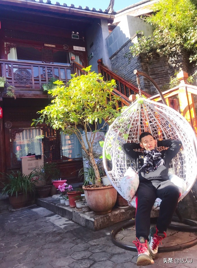 丽江的高颜值客栈逆天了,住一圈连回家的路费都省了!文末有福利