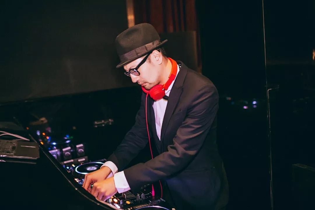 活动邀约｜BlackSwanParty年度黑天鹅派对盛装即将登录外滩