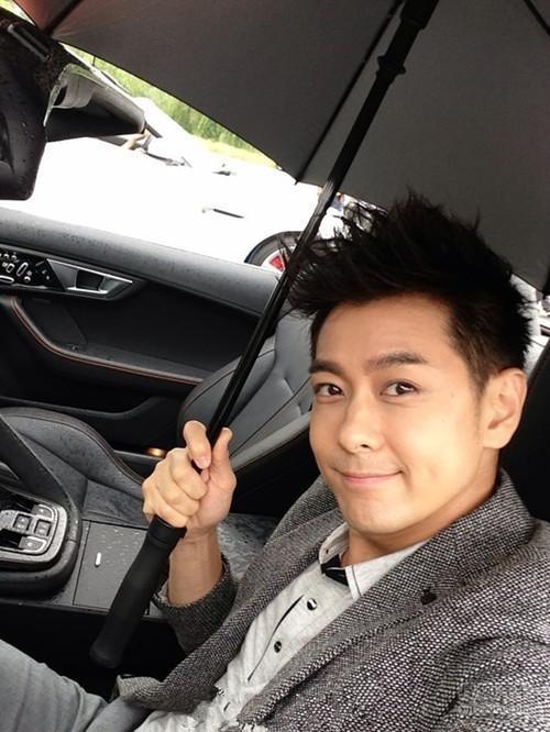 敞篷车下雨时如何挡雨,敞篷车下雨跑多快不会被雨淋