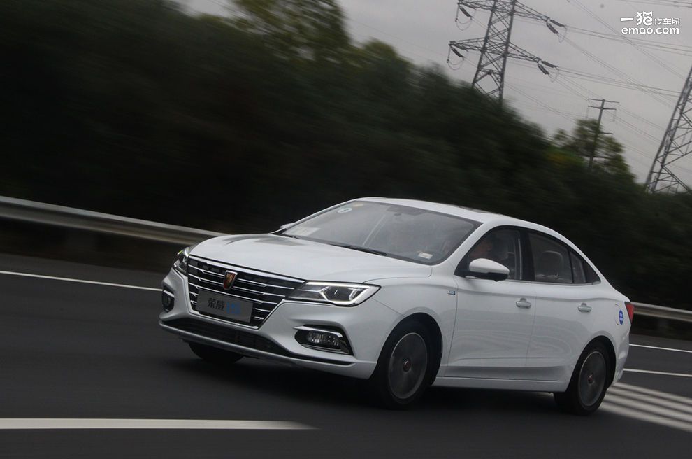 荣威i51.5t驾驶体验,荣威i5的1.5l发动机压缩比