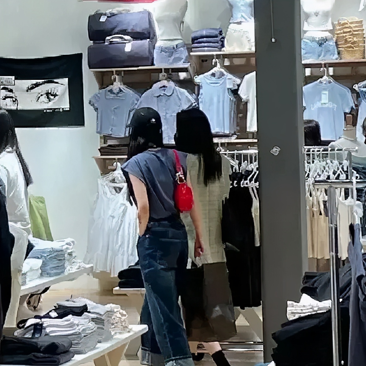 在北京偶遇杨幂,偶遇杨幂三里屯被搭讪