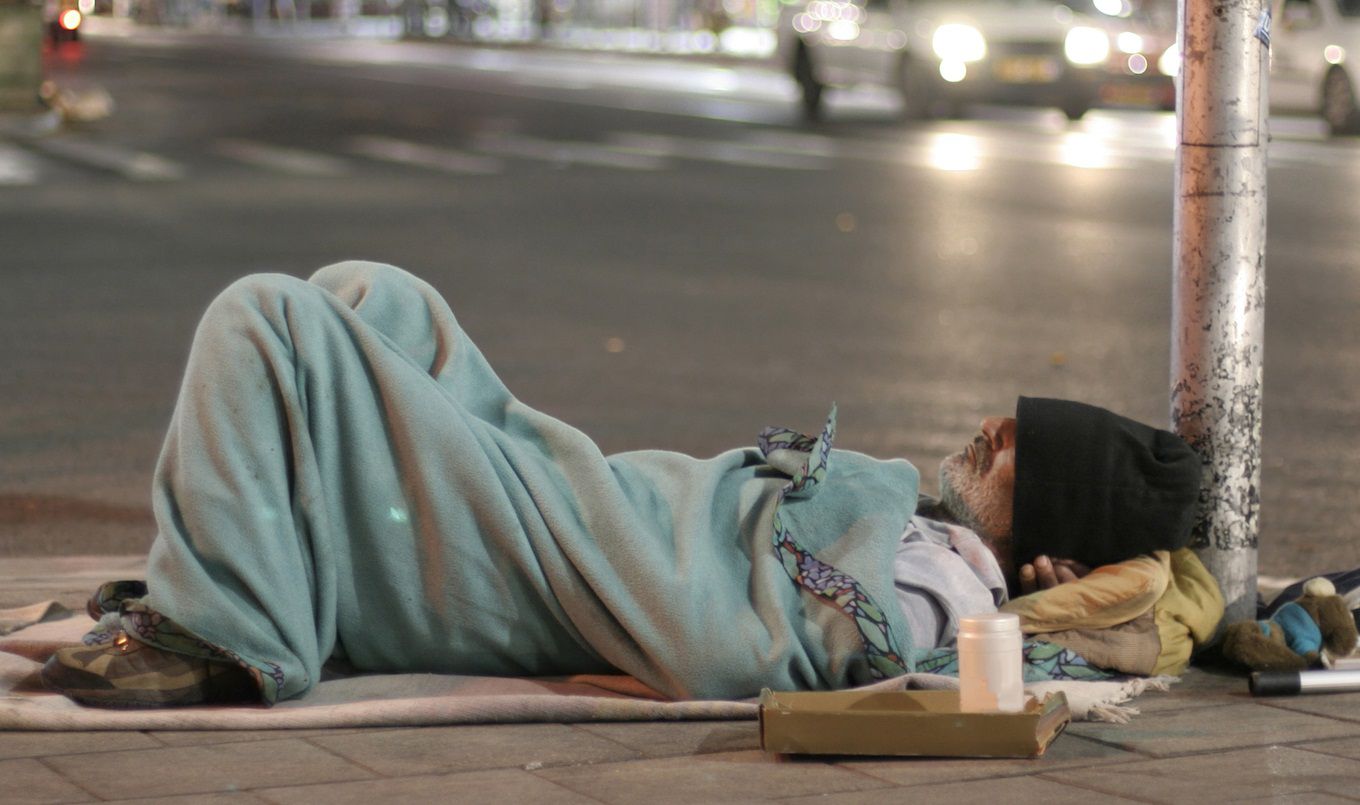 吃了两颗苹果籽,吃了两颗荔枝