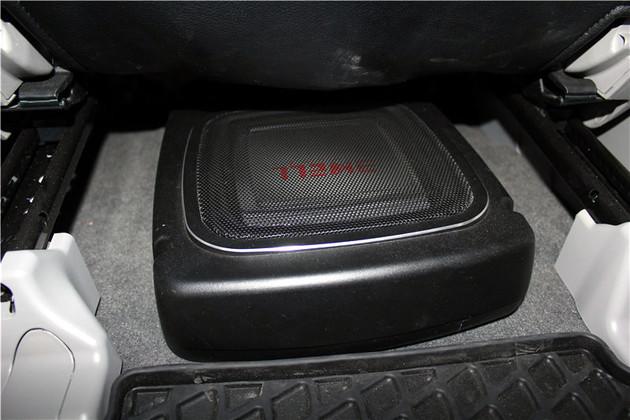 秦皇岛丰田塞纳音响改装,鞍山改装丰田塞纳音响