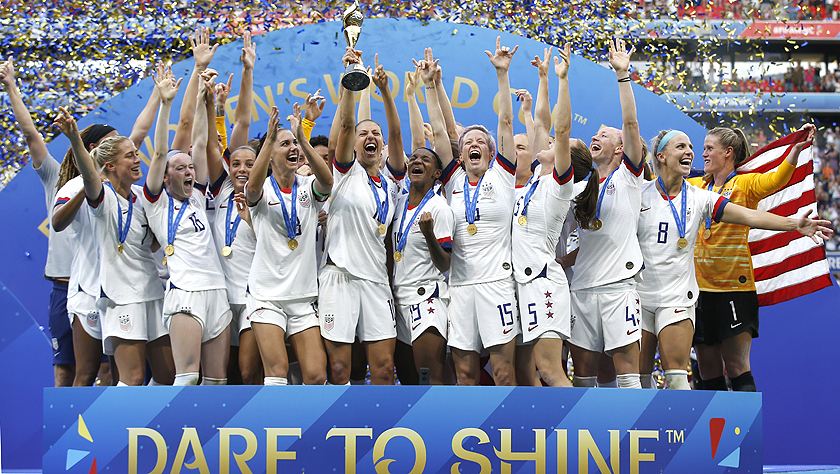 普利西奇伯恩利帽子戏法,普利西奇生涯首球