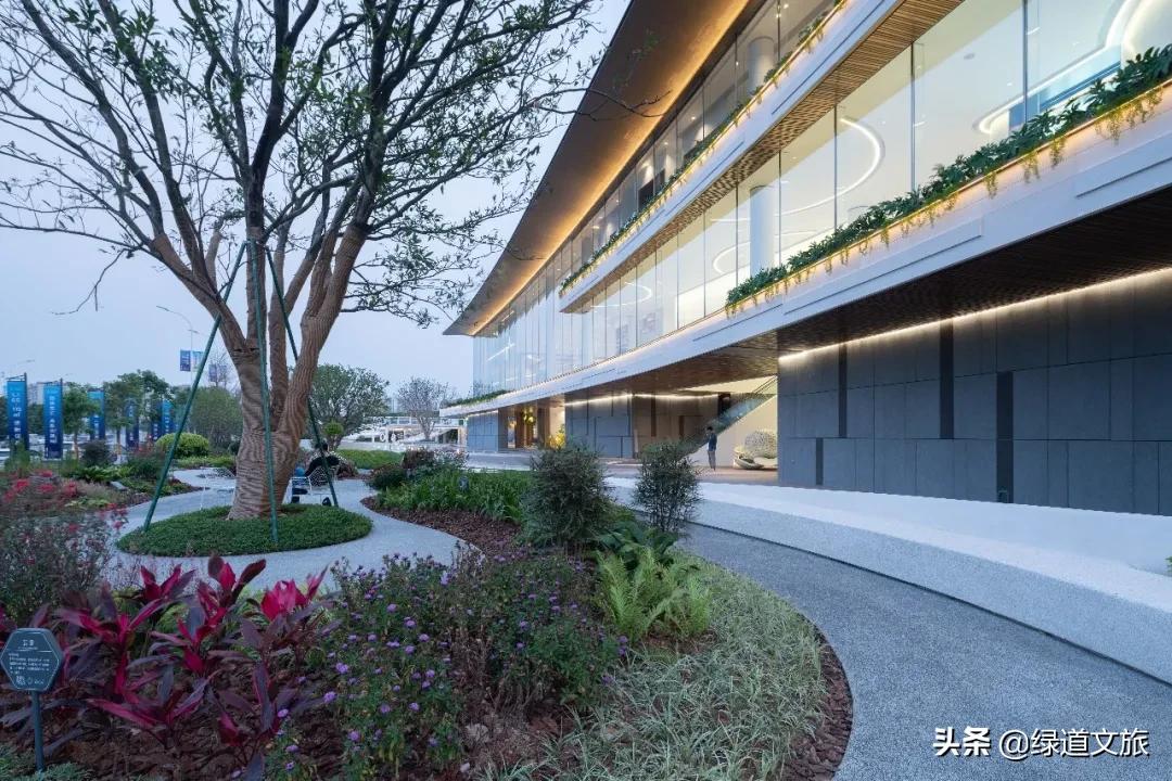 在地铁上盖的房子,在地铁上建房子