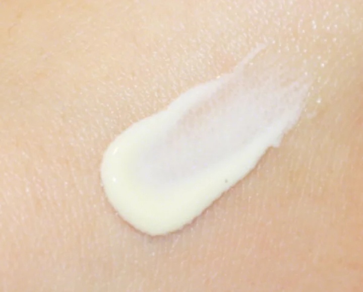 科颜氏多效眼霜测评,科颜氏眼霜深度补水