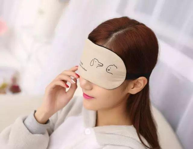 出境游必备物品清单,出境旅游归来哪些东西不能带