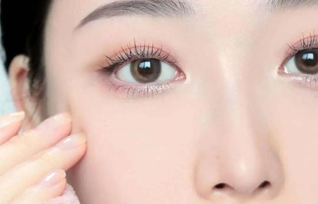 杨超越朦胧感,杨超越小鹿眼