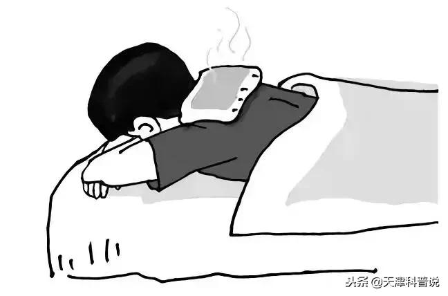 手腕受伤冰敷还是热敷,出血了受伤了是冰敷还是热敷