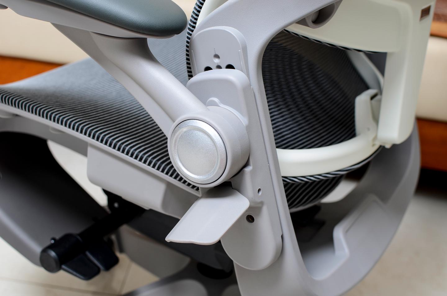 网易严选人体工学椅腰靠磨损,网易严选人体工学椅3d腰靠版