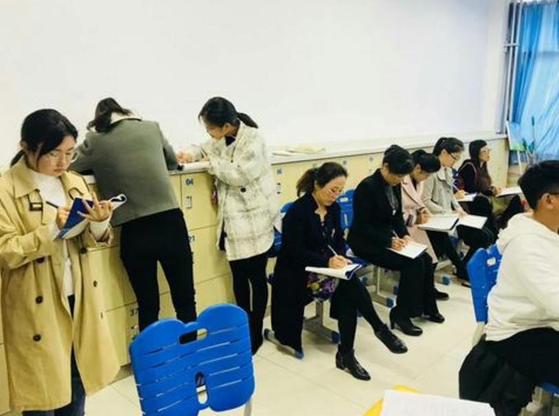 怎么叫都叫不醒的人,高中生睡着叫不醒是什么原因