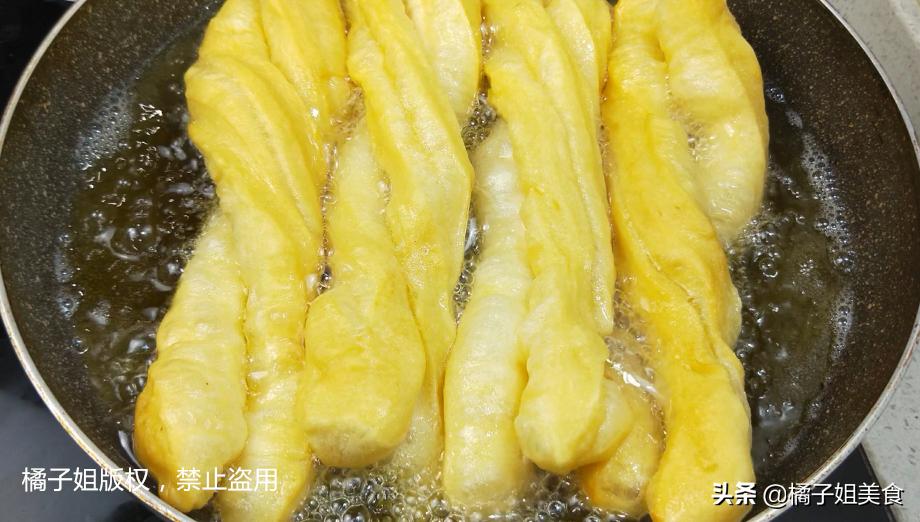 健康家庭版油条的做法和配方,健康油条怎么做酥脆松软