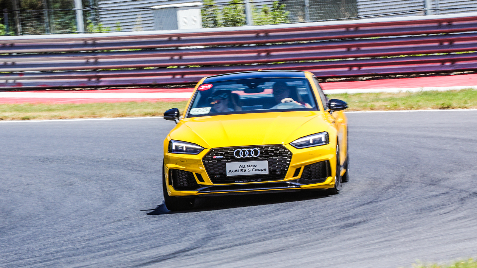 奥迪≠推头王！四驱或许真的挺香