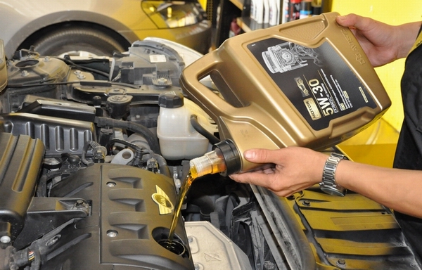 0w-20机油与5w-30机油区别,5w-30与5w-40的机油哪个好