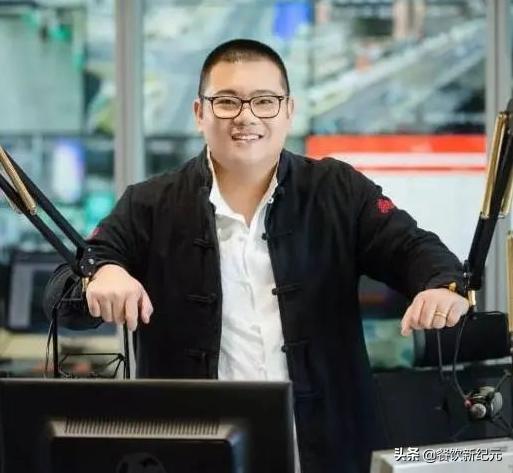 主持人如何看待乾隆白菜,为何男主持说乾隆白菜是凉菜