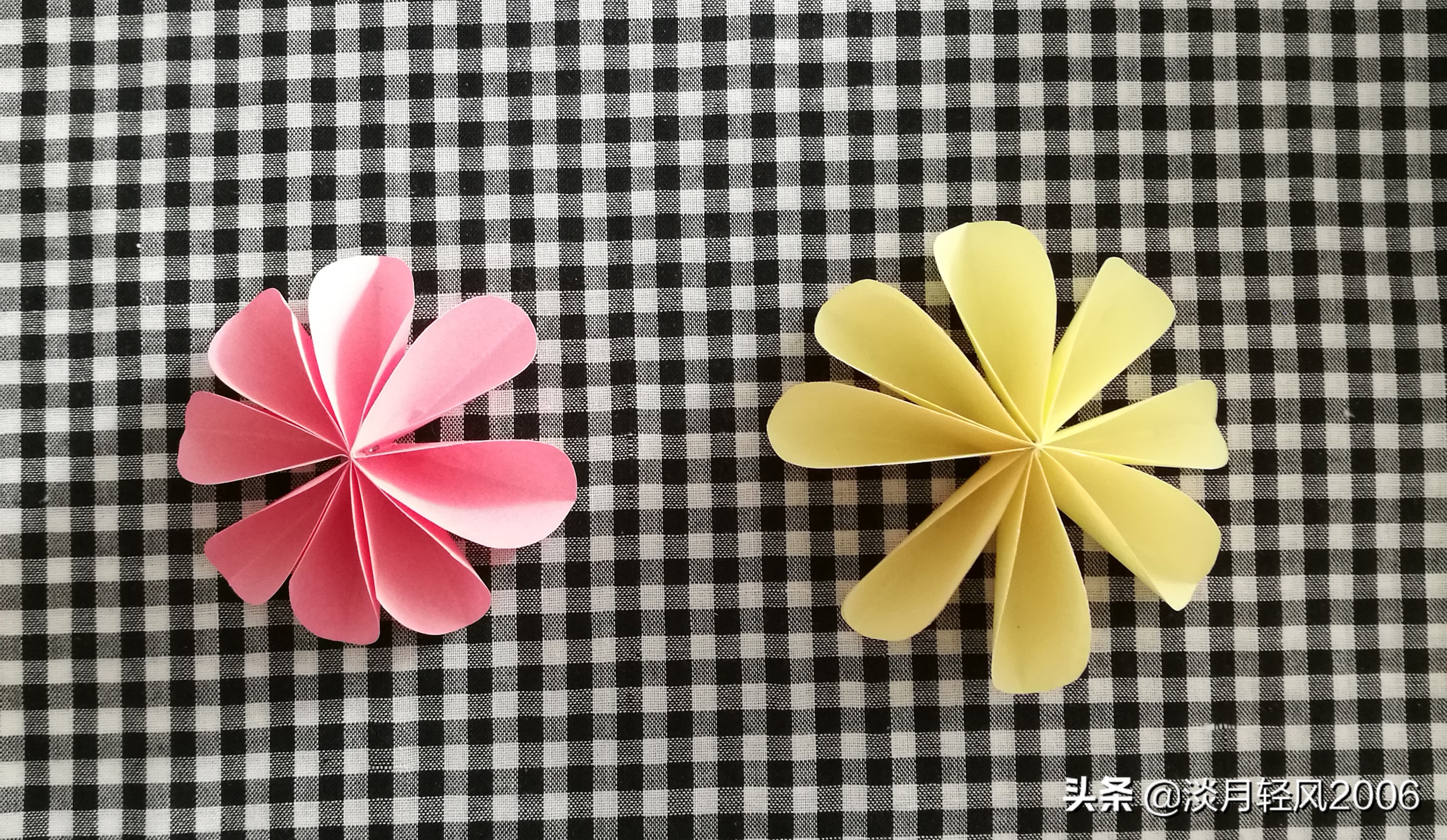 用卡纸制作的手工立体小花,彩色卡纸立体手工