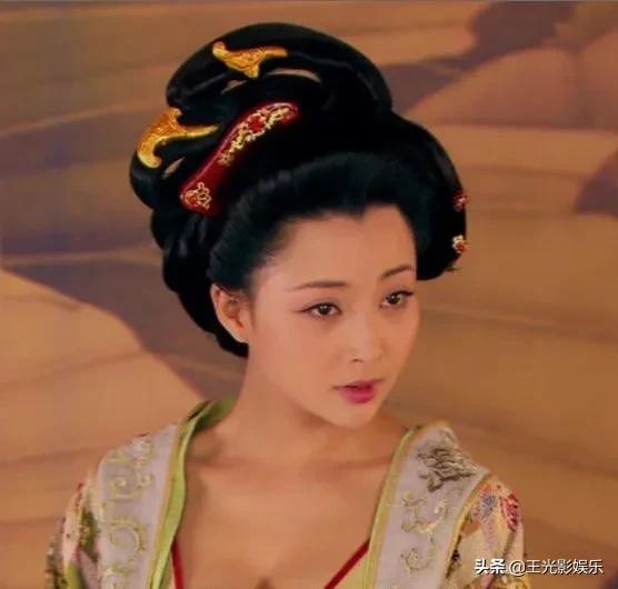 重庆十二位女明星名单,最火的12位重庆女明星