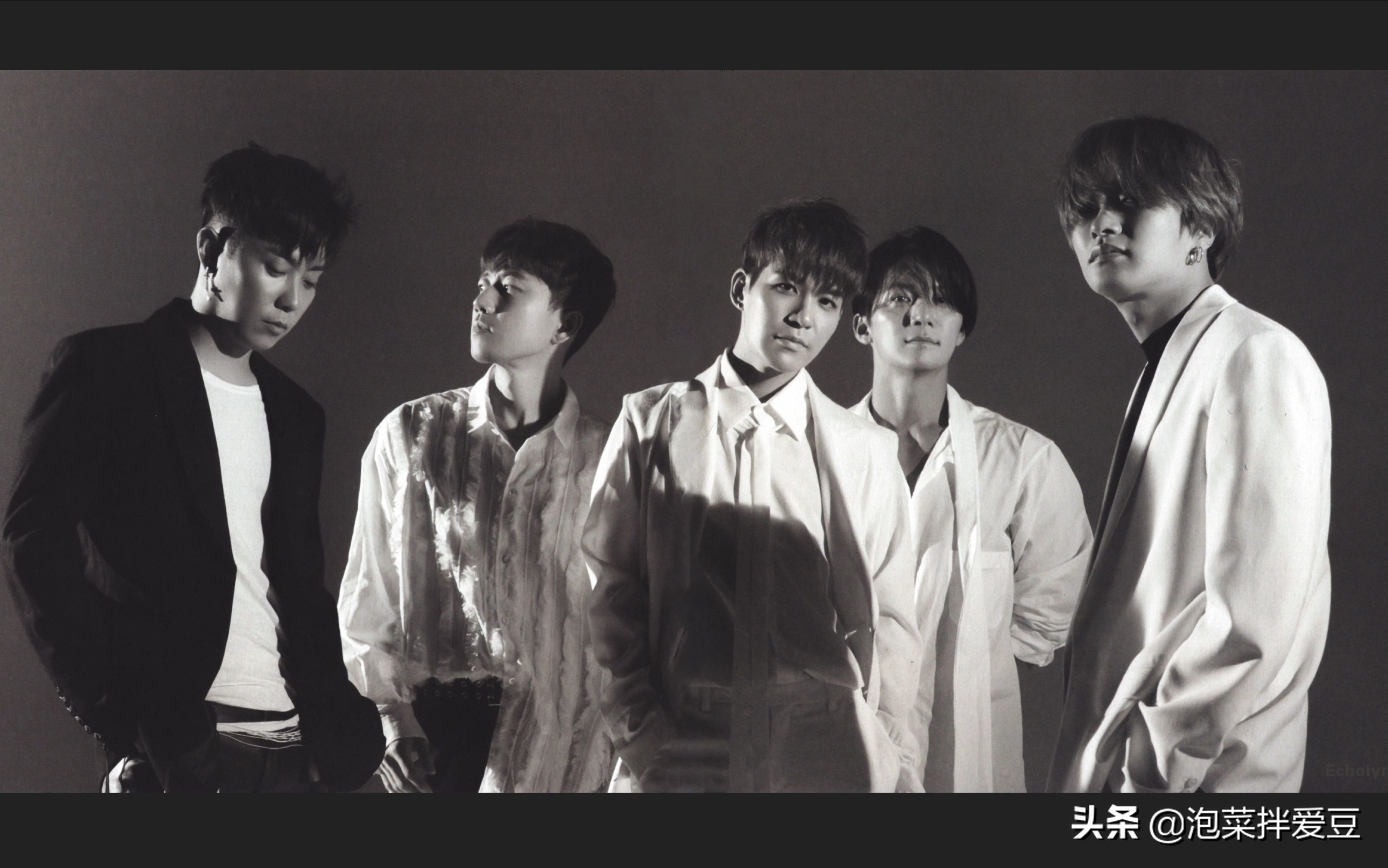 鍗楅煩鐖辫眴浠儗鍚庣殑鍔姏,鍗楅煩鐖辫眴姝屾洸缈诲敱