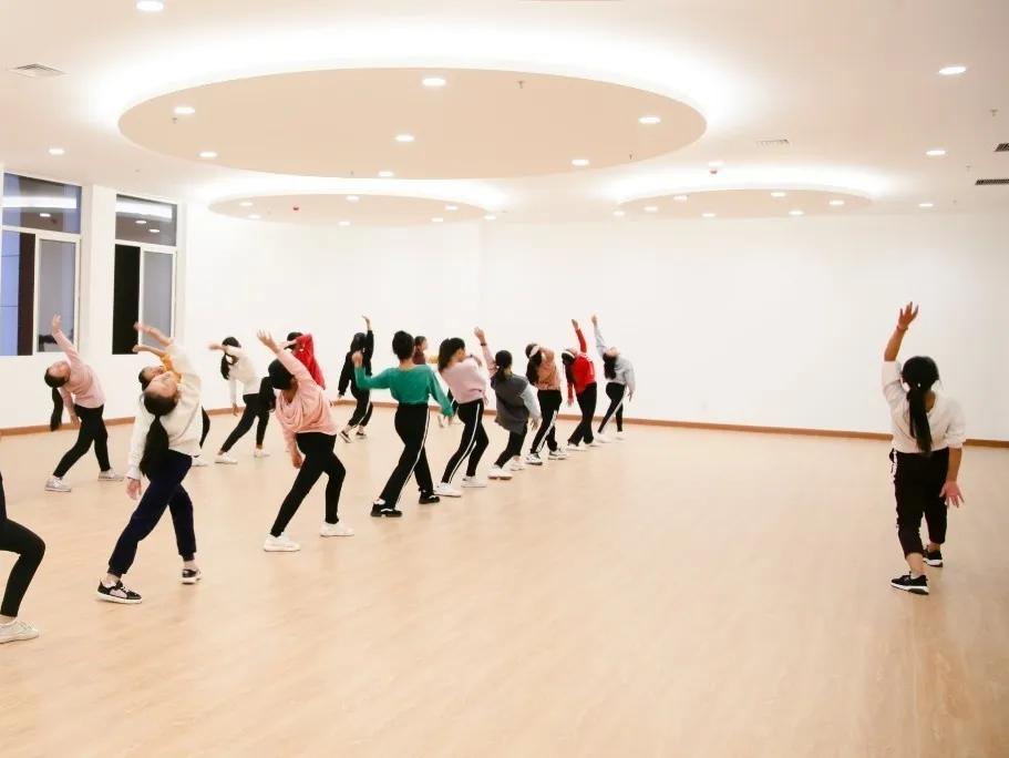 许昌市实验中学招生电话,许昌魏都区实验中学招生公告