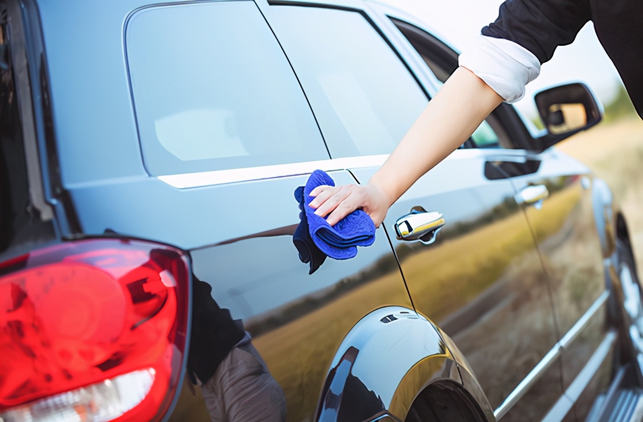 汽车贴膜怎么撕下来,汽车贴膜多久换一次