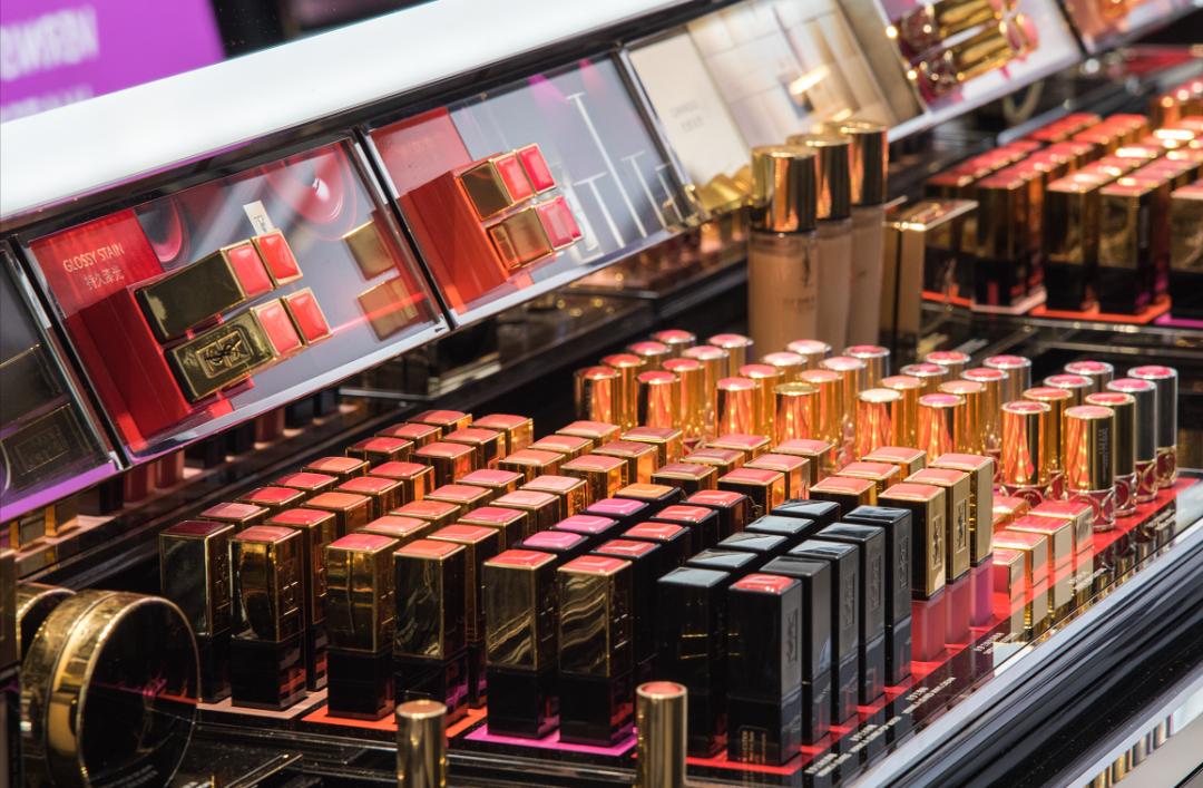 奢侈品柜姐叫什么,奢侈品柜姐这个工作如何