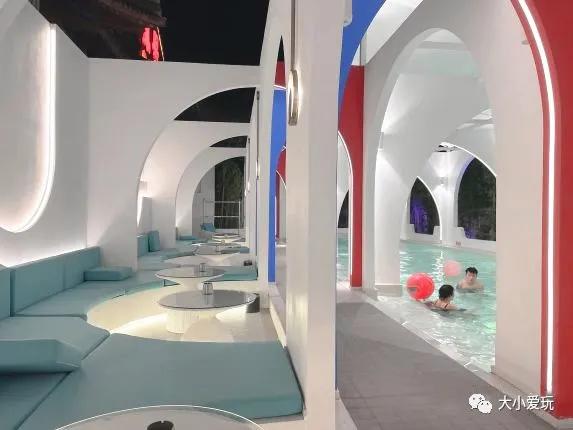 周边游玩推荐适合带孩子温泉,适合带孩子游玩的室内温泉水世界