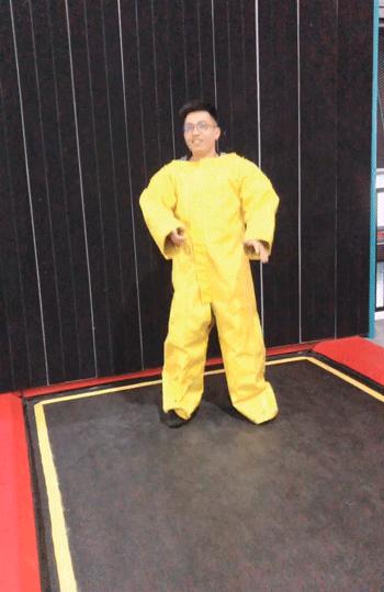 滑滑梯和蹦床乐园,弹力空间蹦床滑梯