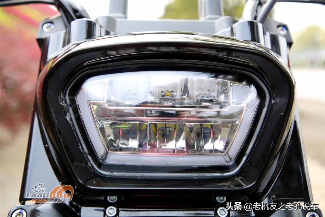 哈雷肥霸2021款双座,力帆摩托车150最新款几千元的