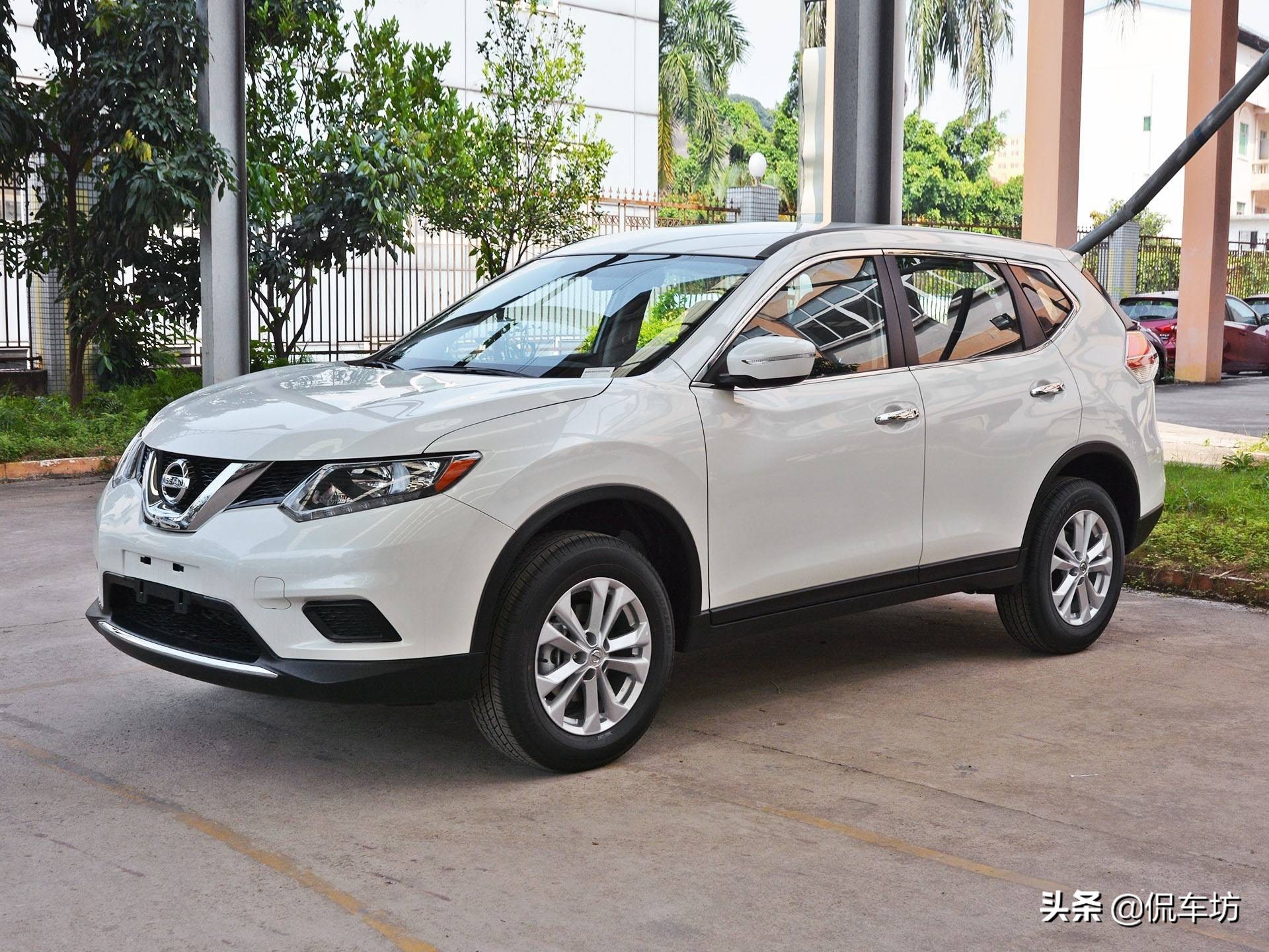 奇骏2.0和2.5的哪个更好些,2020款奇骏2.0智联舒适版动力