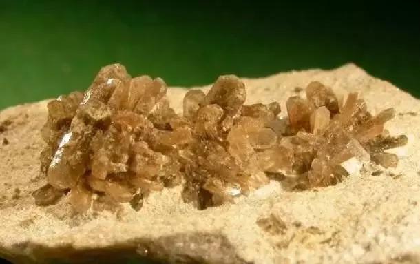 史上最全珠宝玉石图鉴,十二种玉石的鉴别方法