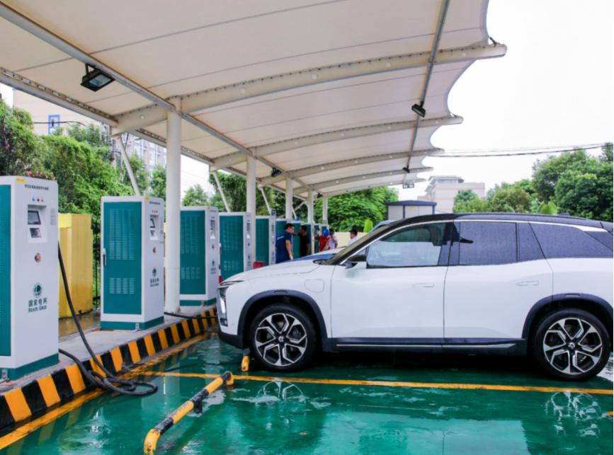 纠结买新能源还是油车,买燃油车还是新能源汽车纠结中