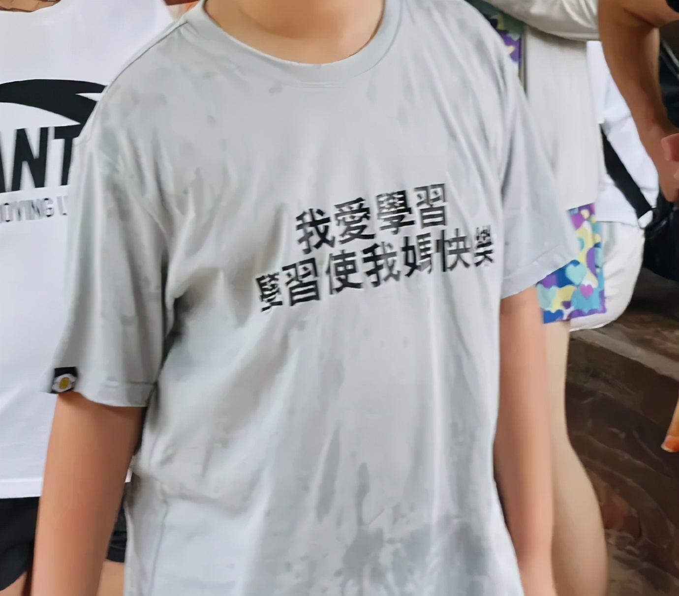 姣旇緝楂樼骇鐨勬湇瑁卻logan,闈炲父浣庤皟鐨剆logan琛ｆ湇