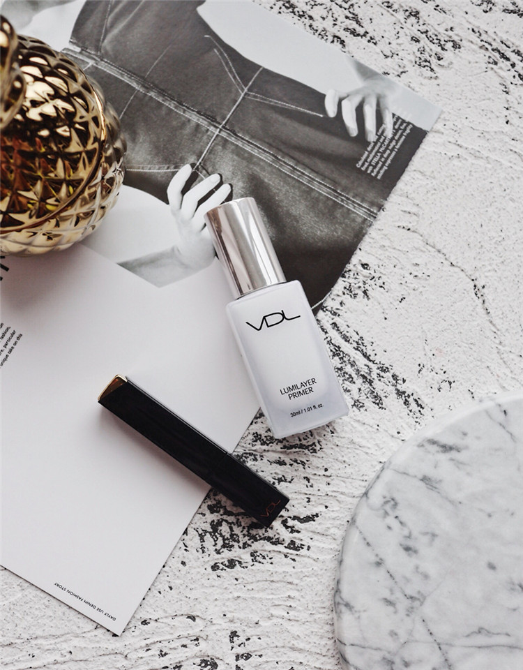 清透水润一抹自然提亮,贝壳提亮液精华