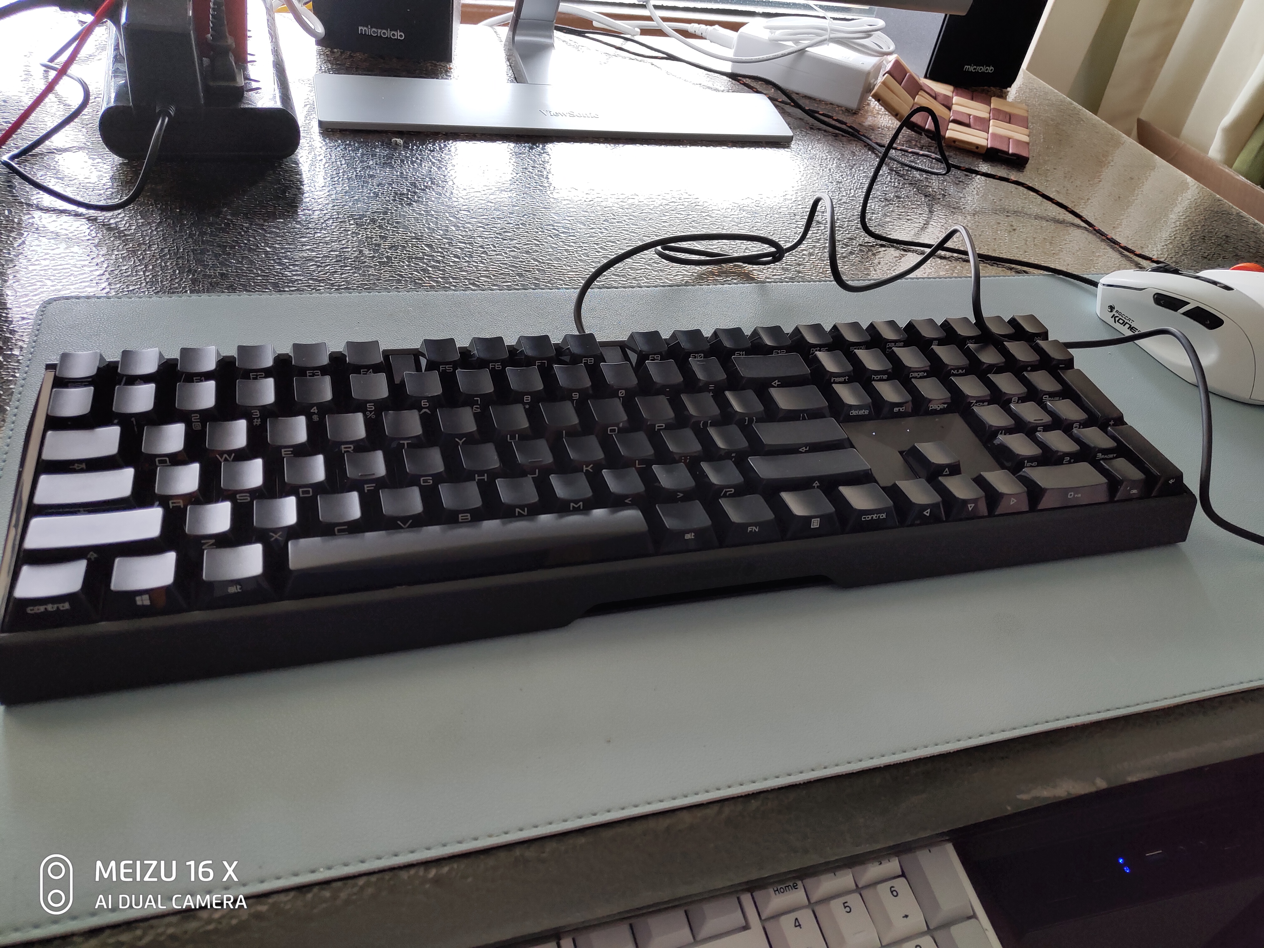 机械键盘ttc轴和樱桃轴有什么区别,樱桃键盘g80-3000s测评