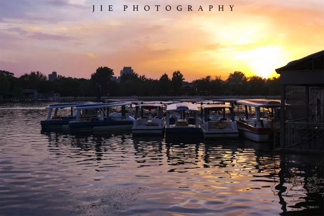 黑卡5a和松下lx10怎么选,松下lx10相当于索尼黑卡几代