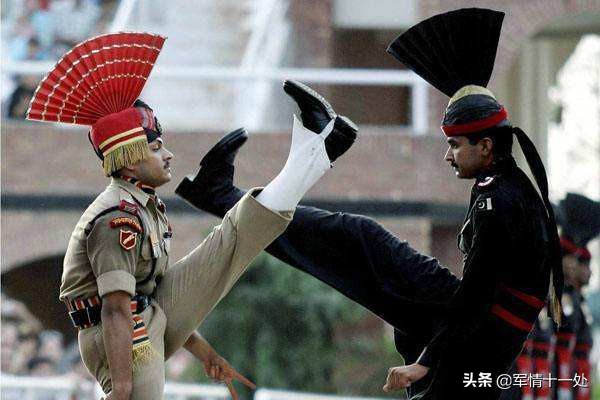 巴基斯坦印度边境士兵,巴基斯坦伪装中国游客被揭穿