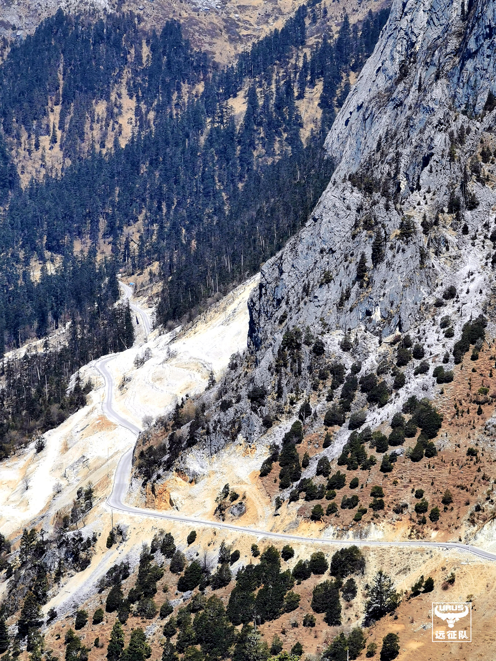 稻城亚丁至玛娜茶金如何走,四川木里县到玛娜茶金自驾