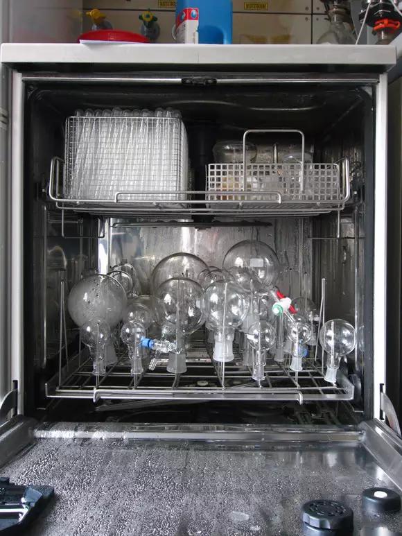 德国某大学实验室，大家进来感受一下