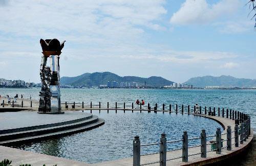 去三亚过冬住公寓还是自己租房好,去三亚养老公寓带什么