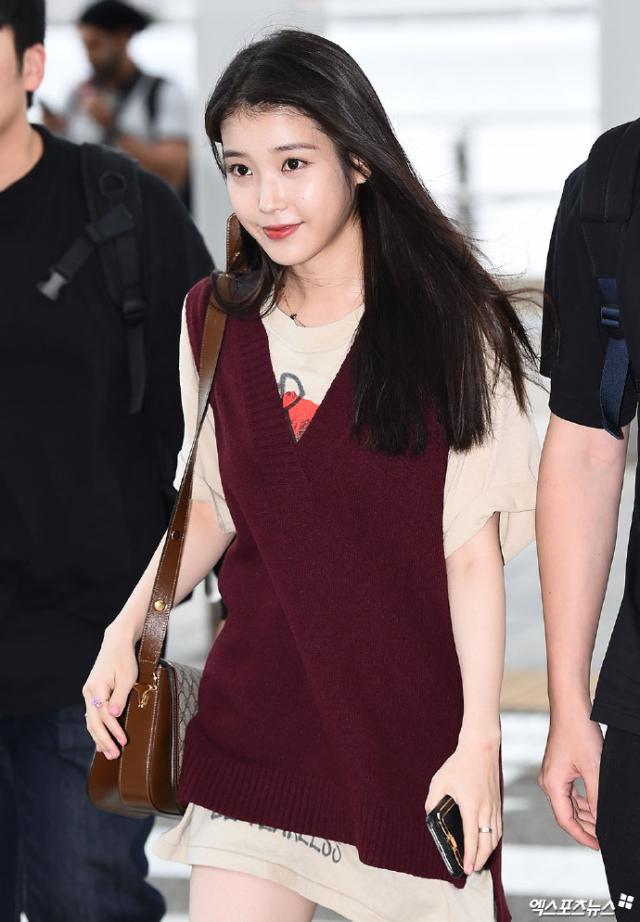 刘雯宋轶迪丽热巴私服,鄂尔多斯大秀宋轶刘雯