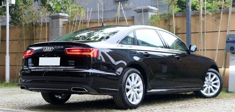 新款a6l顶配二手车,28万的奥迪a6l2023款