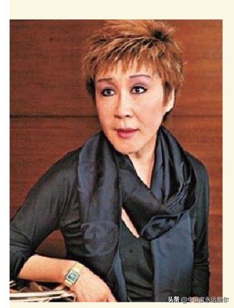 丁珮：你是要我流泪还是发脾气？