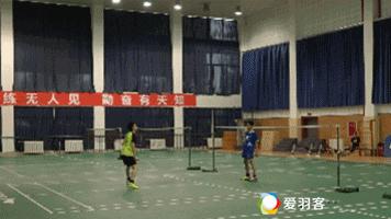 怎样练习单打步法,才能在实战中运用自如呢?